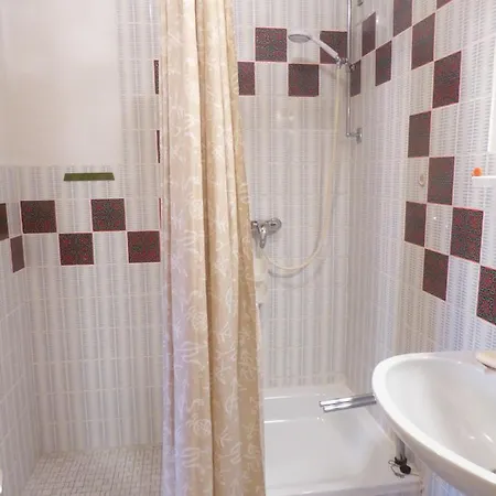 Haus Sonnenstrahl Ferienwohnung 4 - 9158 Lejlighed *